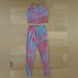 Beyond Yoga, size small, set sold together but can be bought separately